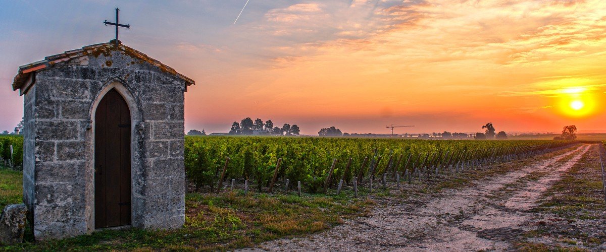 Château Pichon Comtesse at dusk