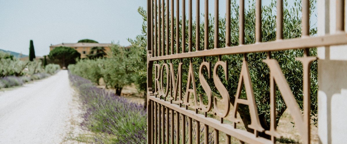 The entrance at Château Romassan in Bandol